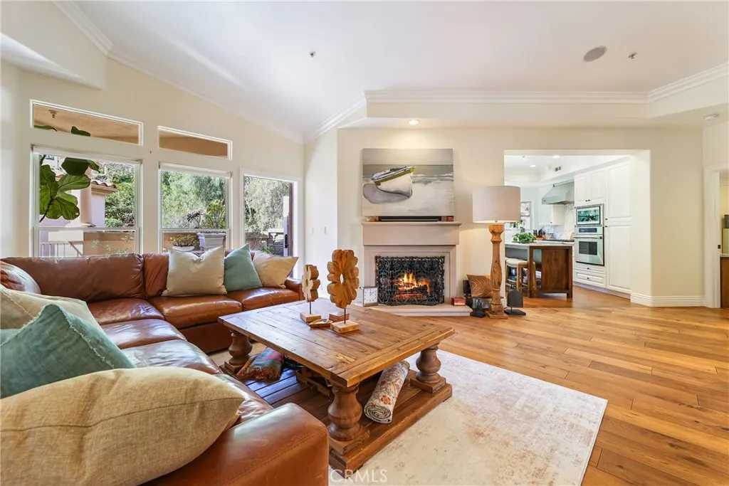 90 Plaza De Las Flores, San Juan Capistrano, California 92675 home-pic-5