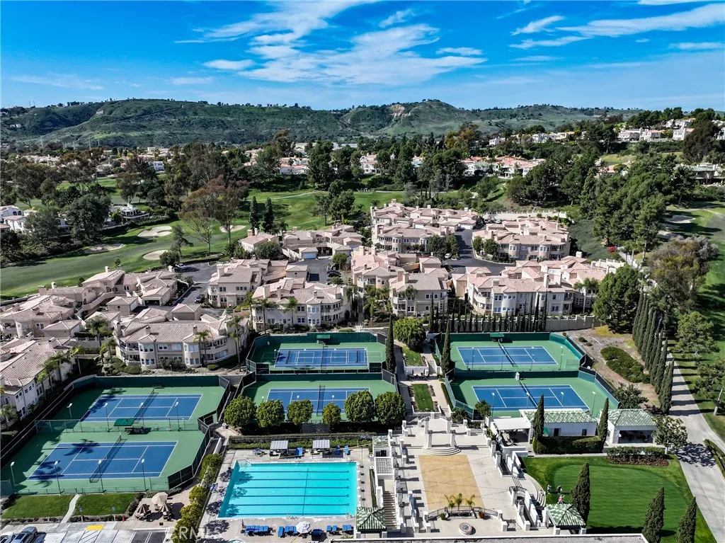 90 Plaza De Las Flores, San Juan Capistrano, California 92675 home-pic-31