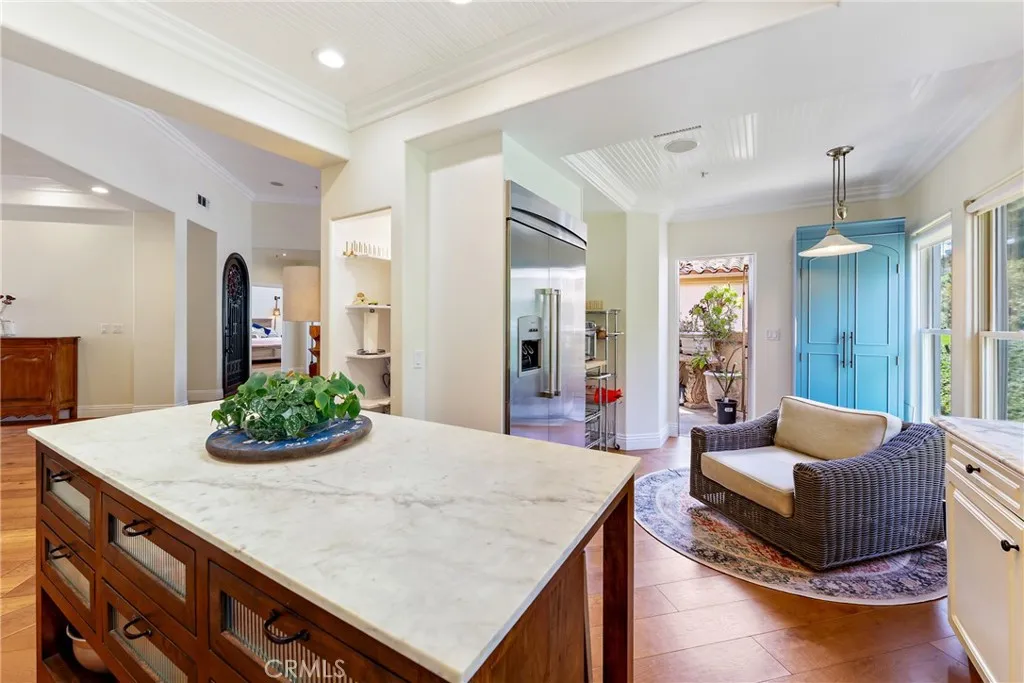 90 Plaza De Las Flores, San Juan Capistrano, California 92675 home-pic-9