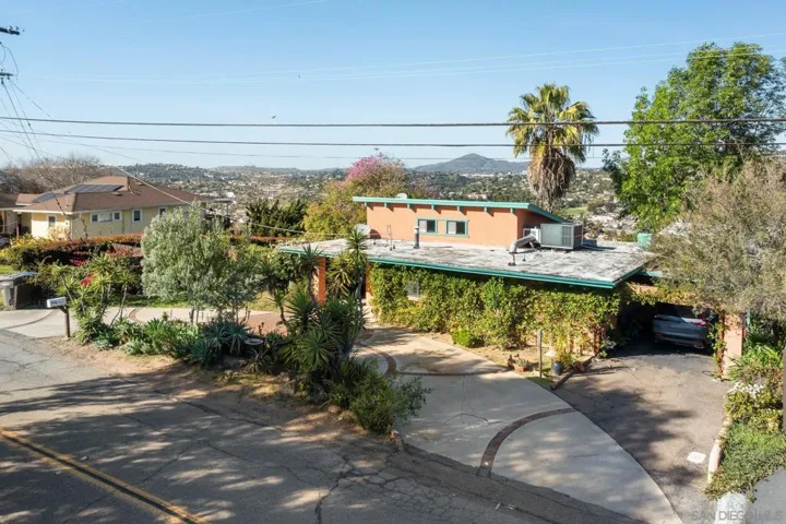 2820 Highlands Blvd, Spring Valley, California 91977