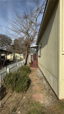 FRONT DOOR ENTRANCE