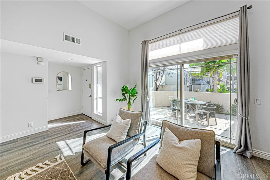 2938 Barrington Court, Fullerton, California 92831 home-pic-6