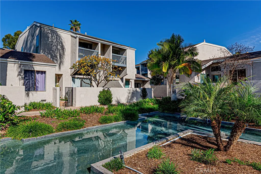 2938 Barrington Court, Fullerton, California 92831 home-pic-2