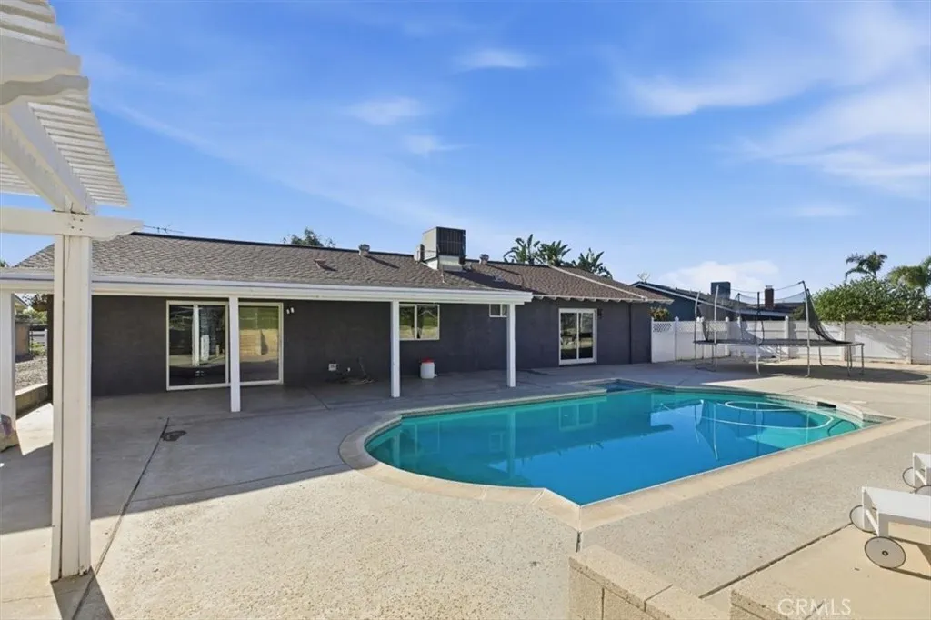 3711 Alhambra, Norco, California 92860 home-pic-54
