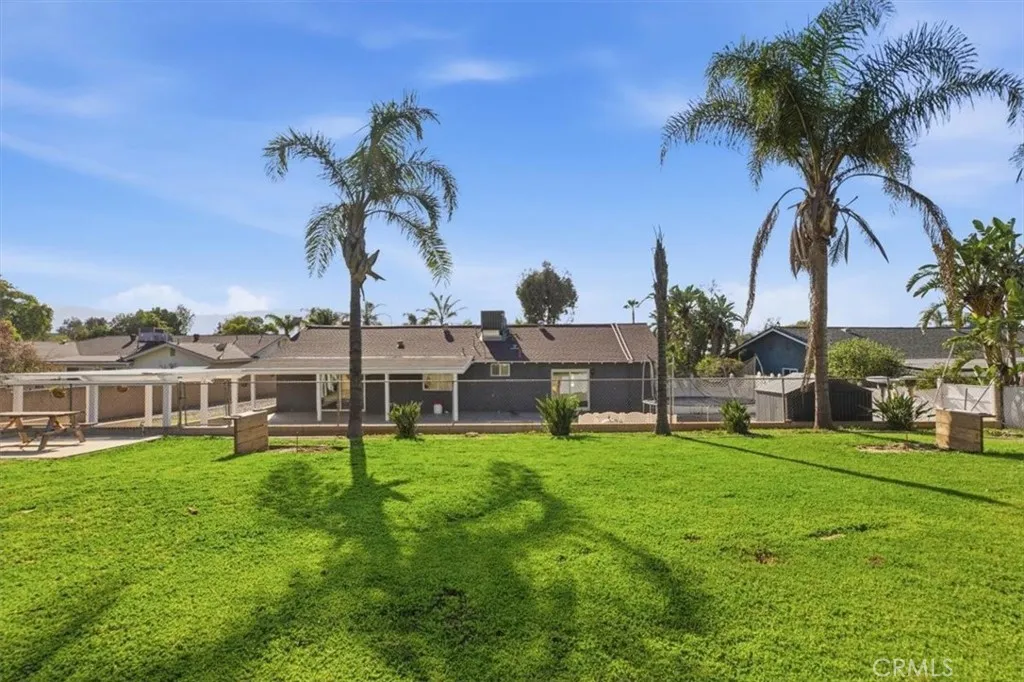 3711 Alhambra, Norco, California 92860 home-pic-60