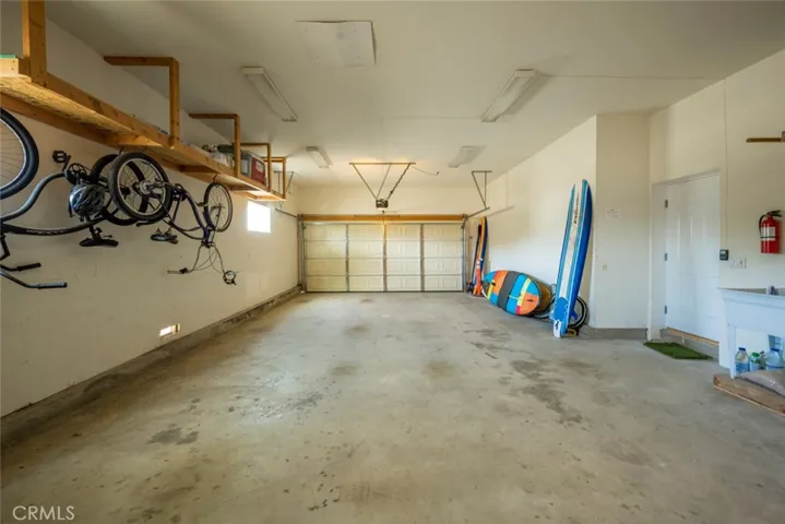 Huge oversized 4 car garage!