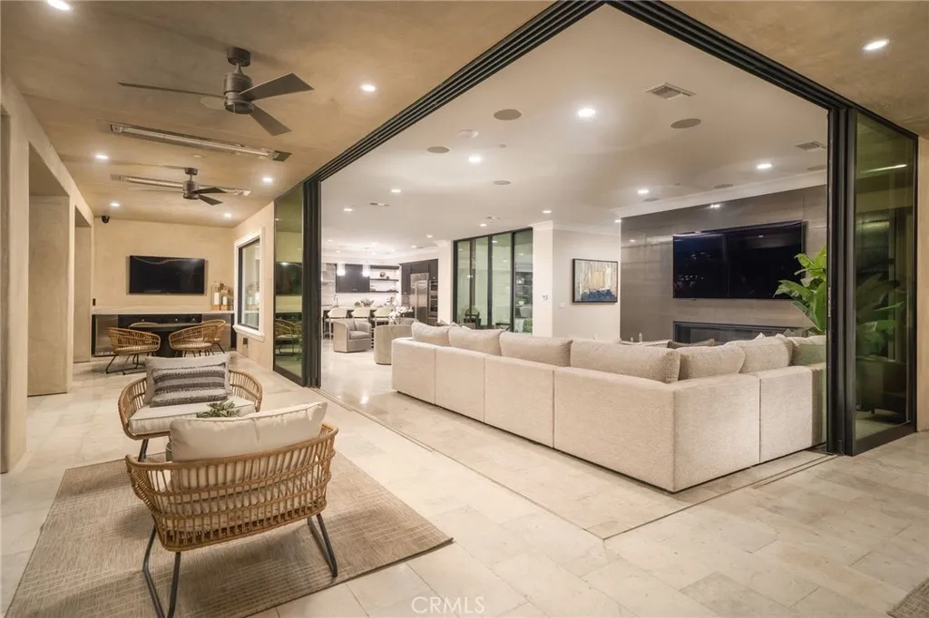 4485 Broken Spur Road, La Verne, California 91750 home-pic-48
