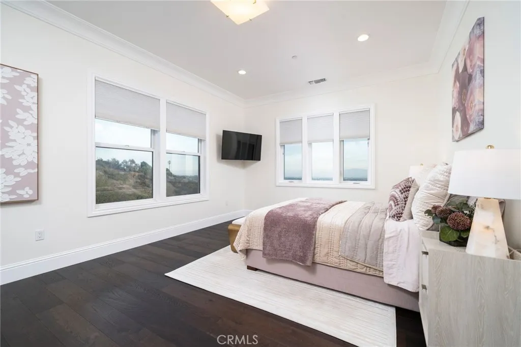 4485 Broken Spur Road, La Verne, California 91750 home-pic-44