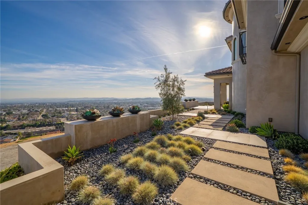4485 Broken Spur Road, La Verne, California 91750 home-pic-11