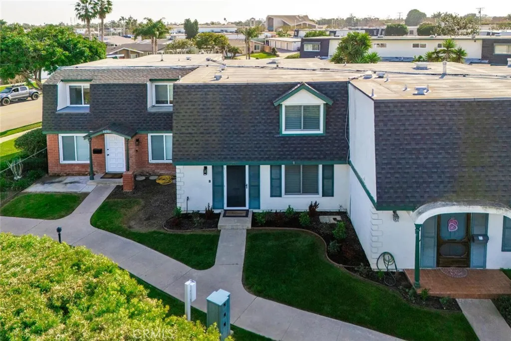 20326 Drive Gardenia, Huntington Beach, California 92646 home-pic-31