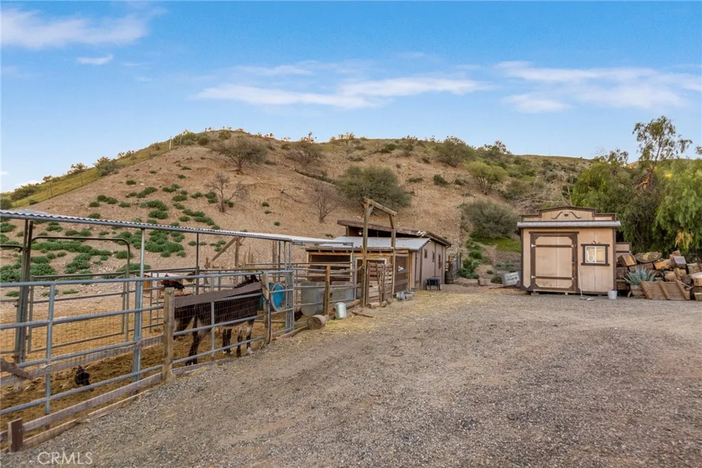16950 16950 Solana Lane, Canyon Country, California 91351 home-pic-55