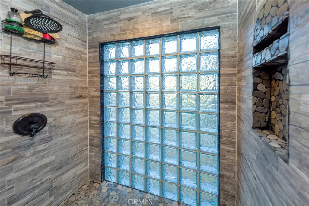 16950 16950 Solana Lane, Canyon Country, California 91351 home-pic-27