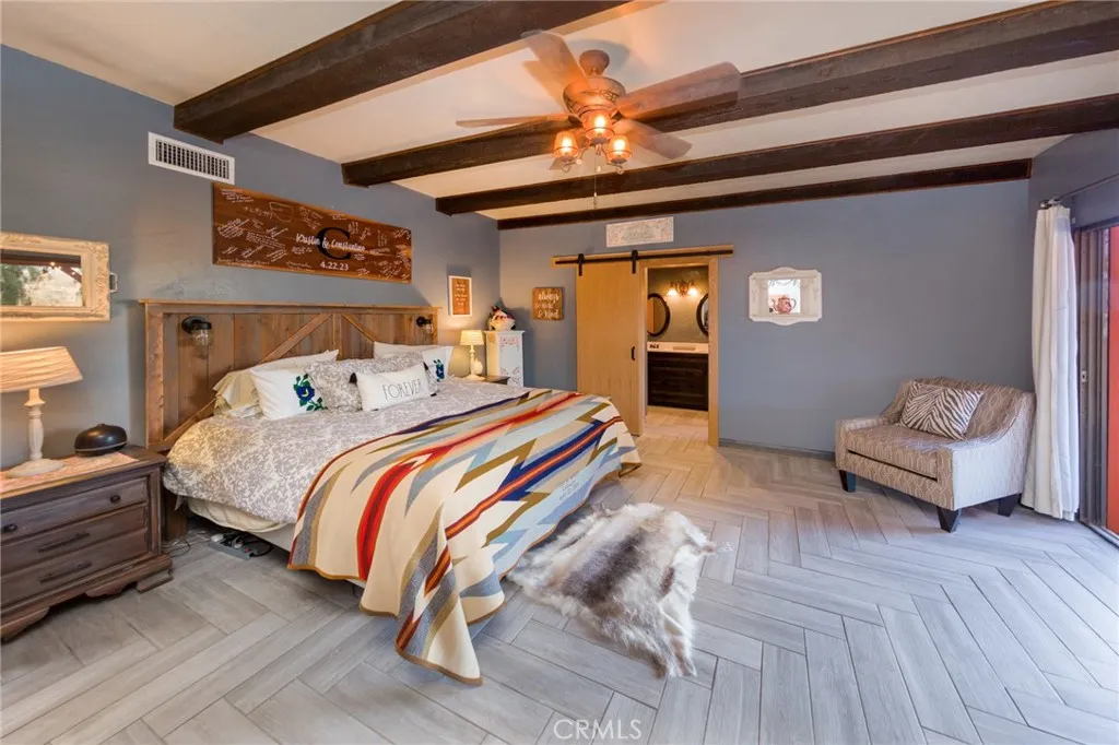 16950 16950 Solana Lane, Canyon Country, California 91351 home-pic-24