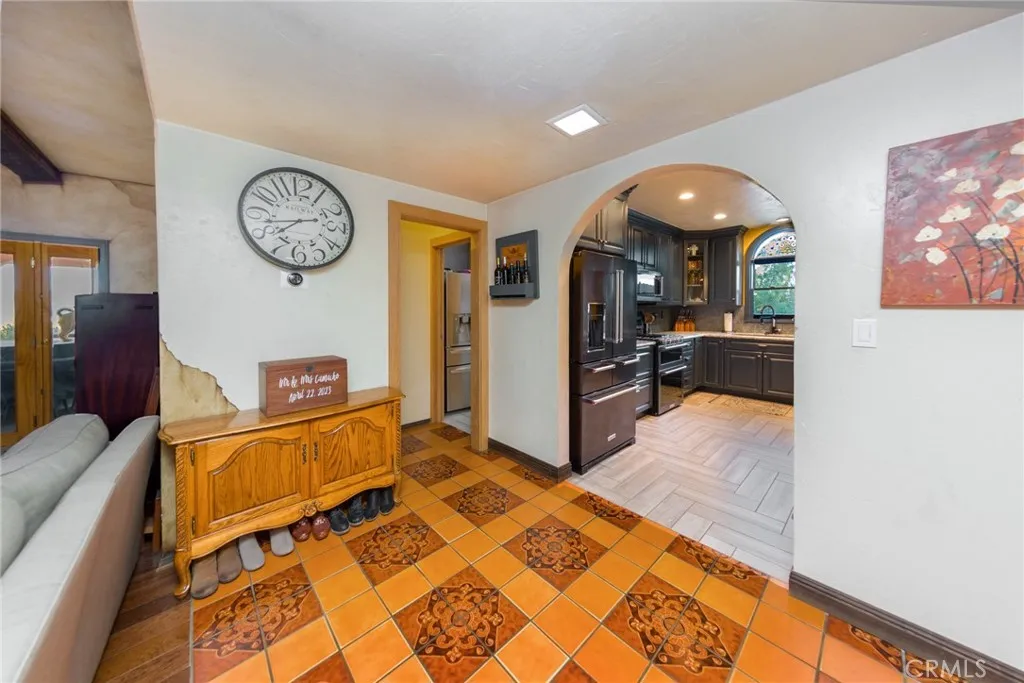 16950 16950 Solana Lane, Canyon Country, California 91351 home-pic-14