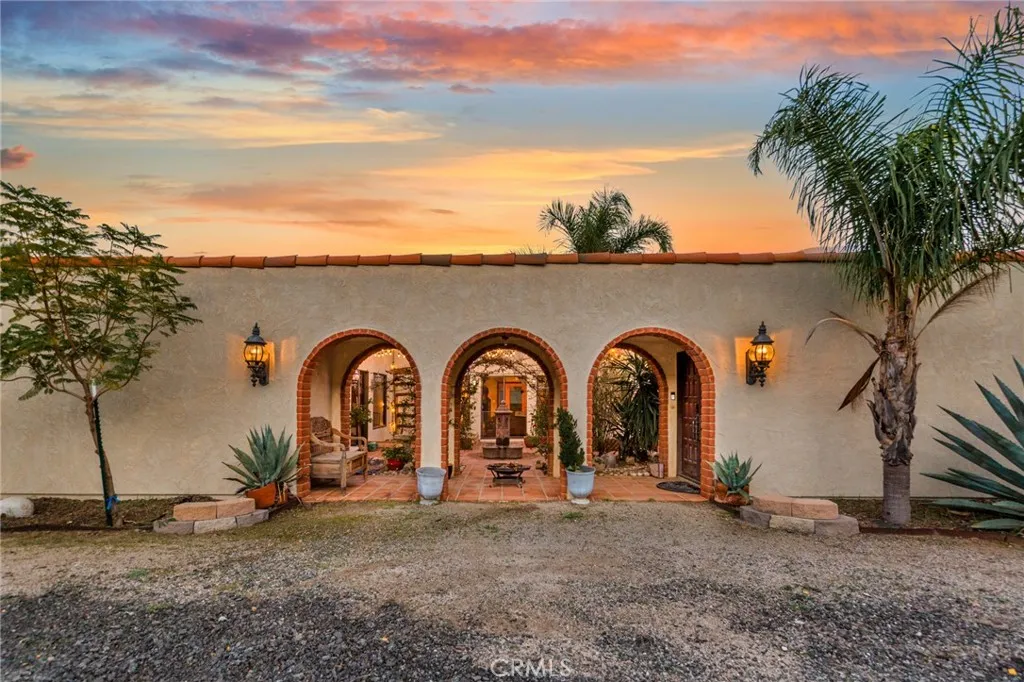16950 16950 Solana Lane, Canyon Country, California 91351 home-pic-6