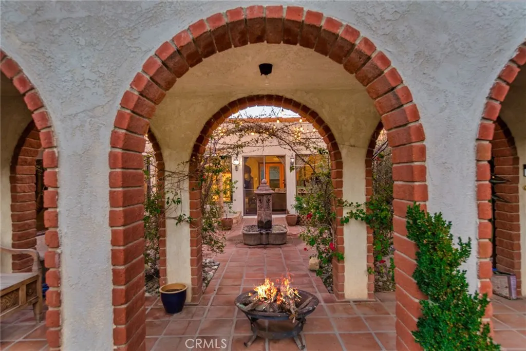 16950 16950 Solana Lane, Canyon Country, California 91351 home-pic-10