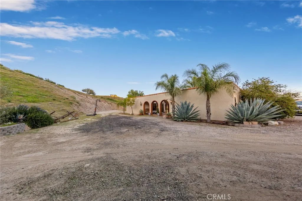 16950 16950 Solana Lane, Canyon Country, California 91351 home-pic-36