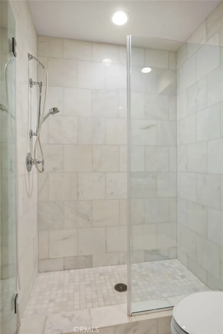 23500 Park Sorrento H32, Calabasas, California 91302 home-pic-31