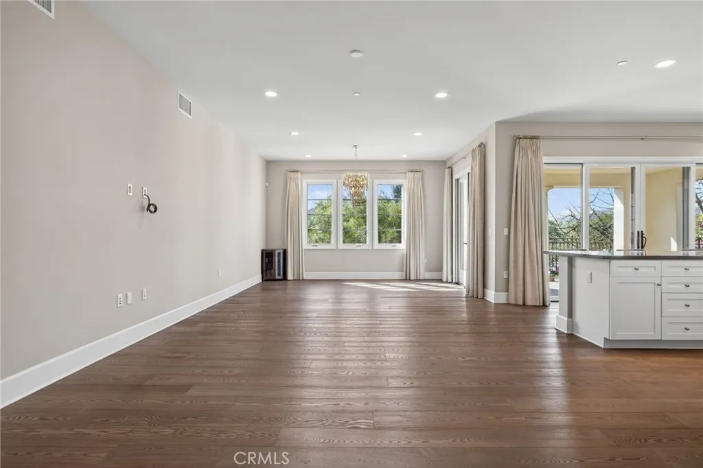 23500 Park Sorrento H32, Calabasas, California 91302 home-pic-8