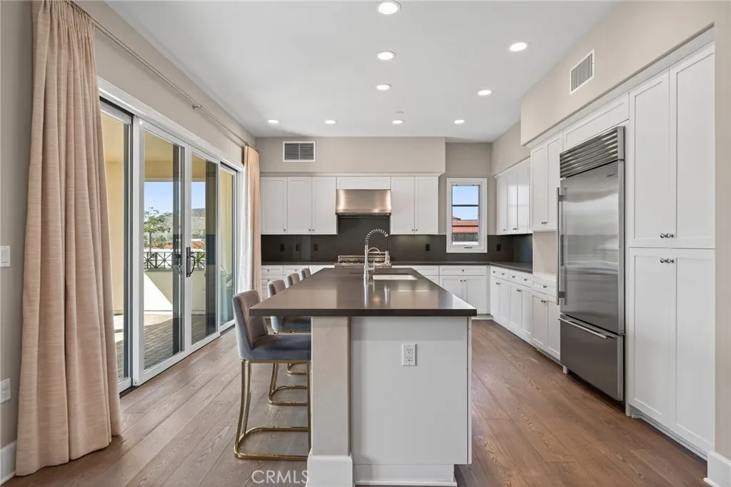 23500 Park Sorrento H32, Calabasas, California 91302 home-pic-17