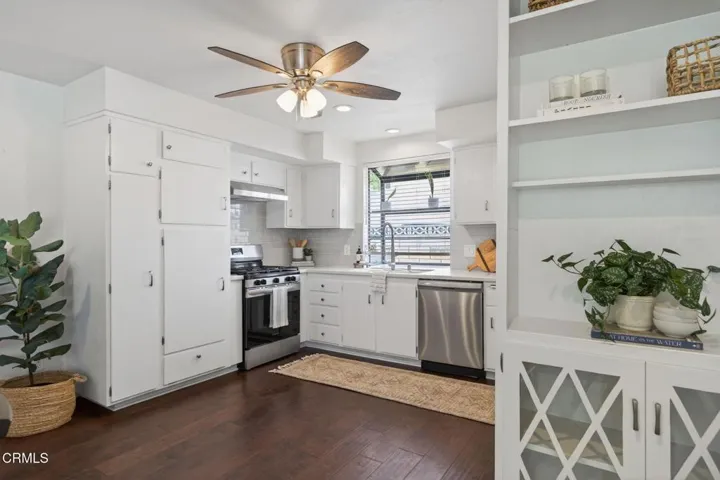 17-web-or-mls-UpmarketMedia_8317W-073