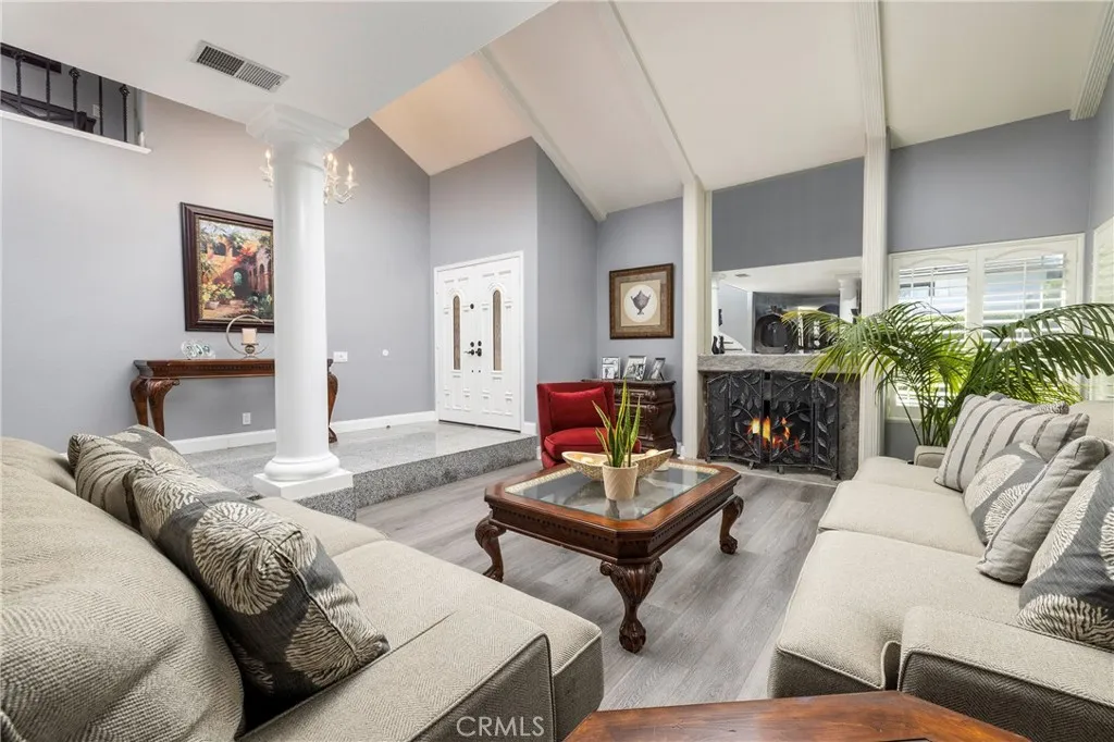 6307 E Rocking Horse Way, Orange, California 92869 home-pic-6