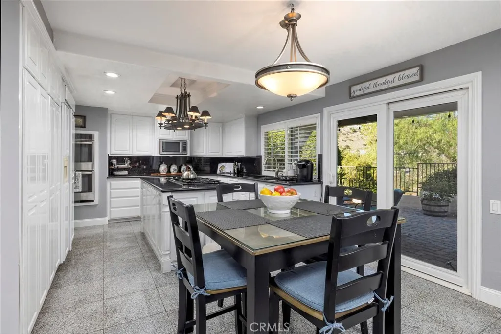6307 E Rocking Horse Way, Orange, California 92869 home-pic-11
