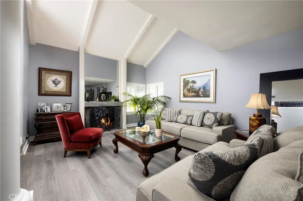 6307 E Rocking Horse Way, Orange, California 92869 home-pic-7