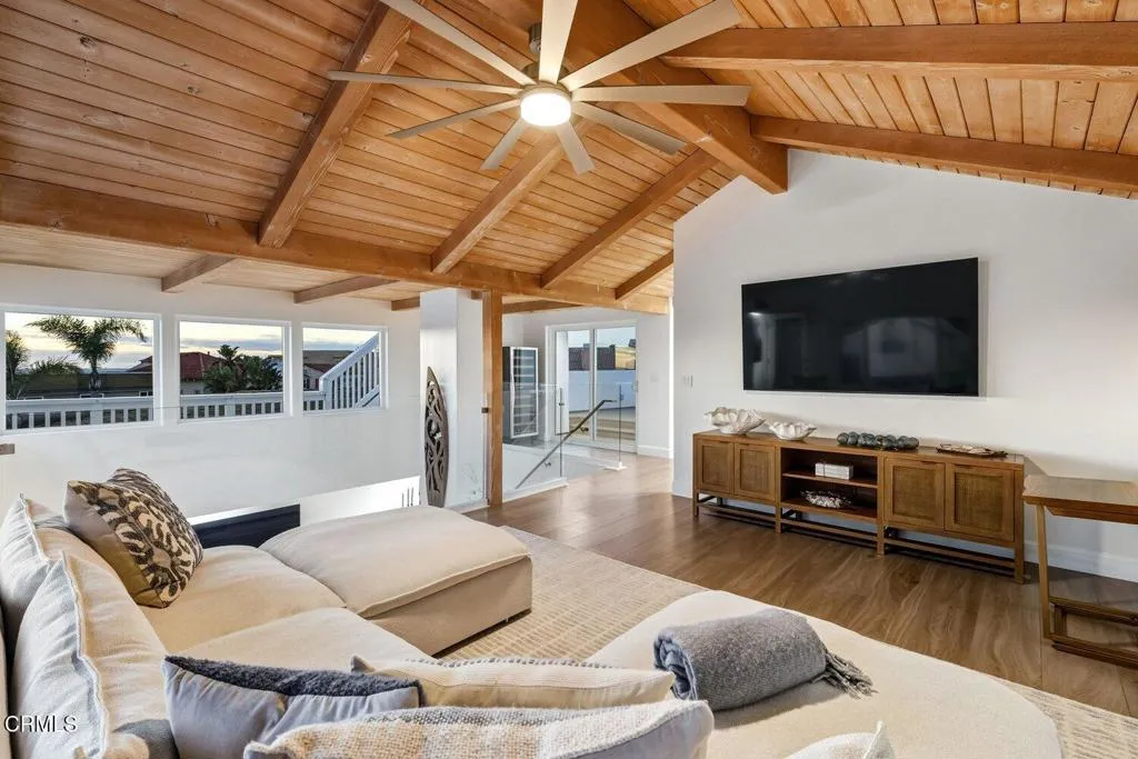 105 Malibu Avenue, Oxnard, California 93035 home-pic-60