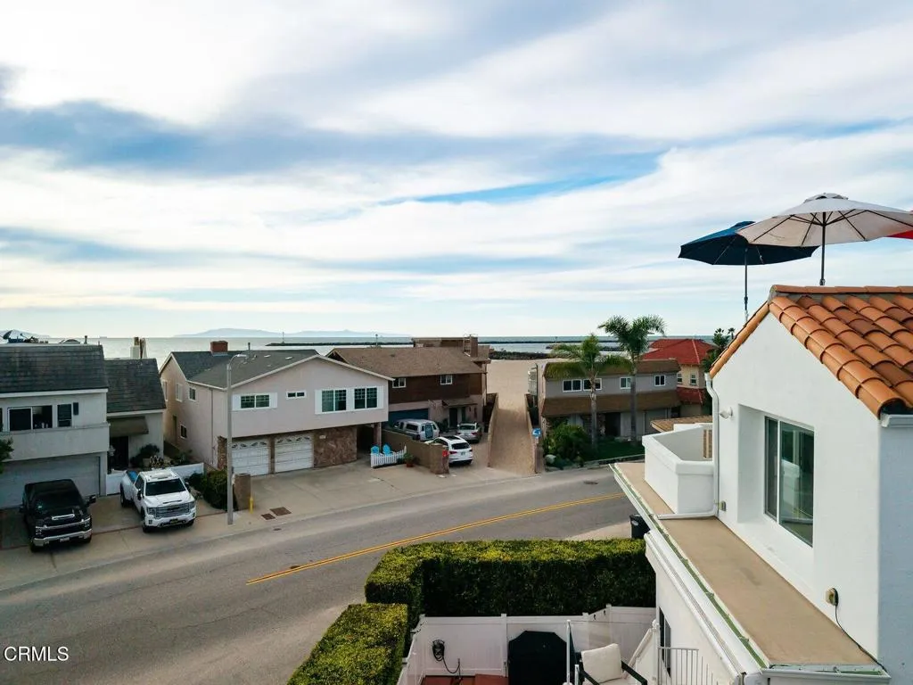 105 Malibu Avenue, Oxnard, California 93035 home-pic-5