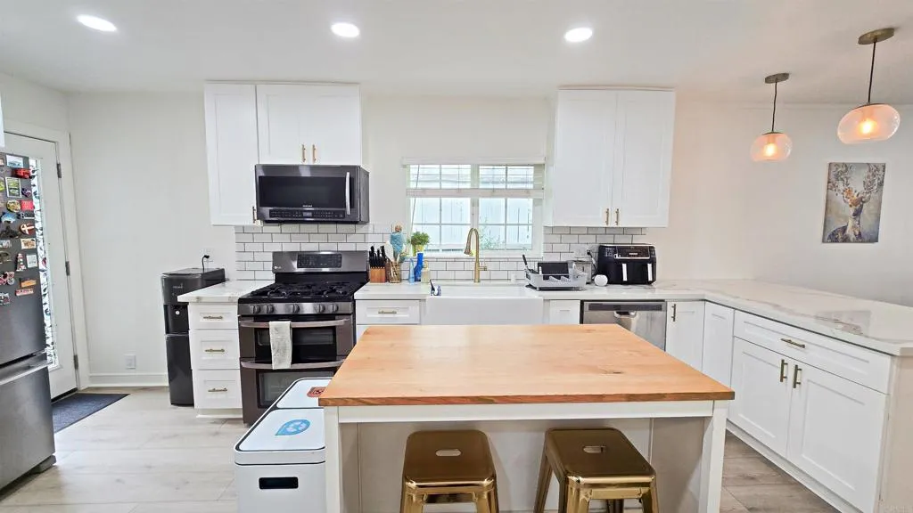 4383 81 Van Dyke Avenue, San Diego, California 92105 home-pic-7