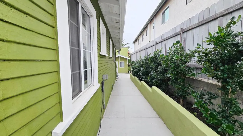 4383 81 Van Dyke Avenue, San Diego, California 92105 home-pic-26