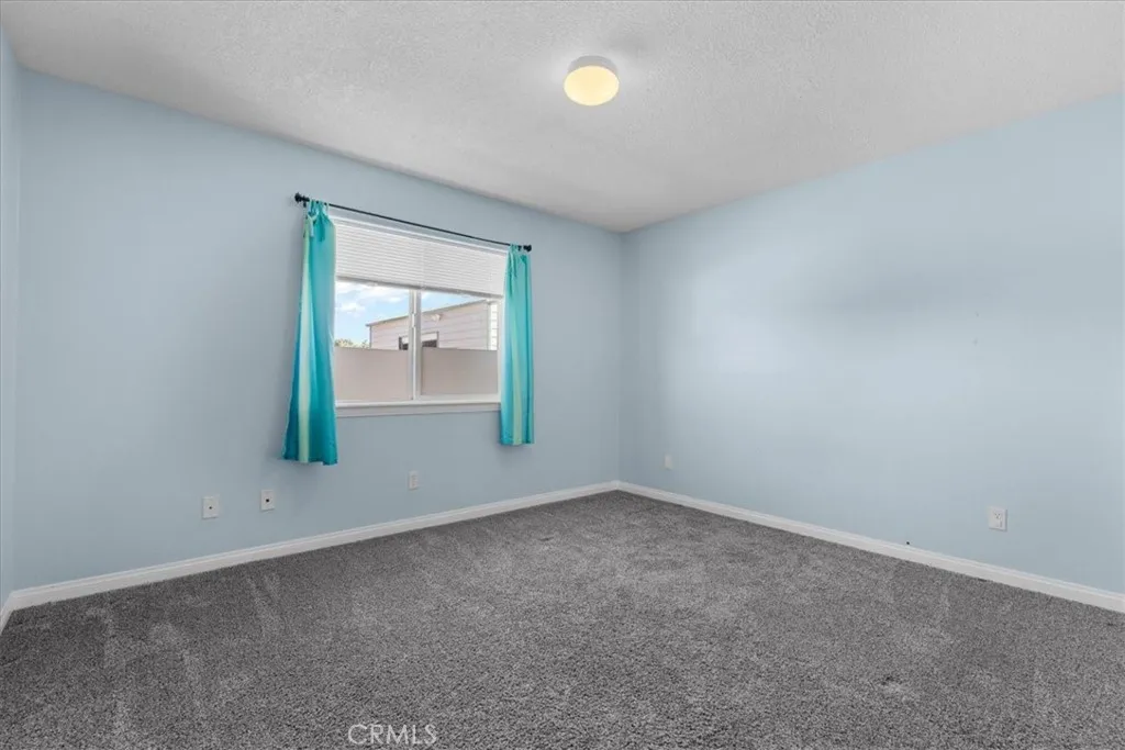 1679 Desert Front, Wrightwood, California 92397 home-pic-35
