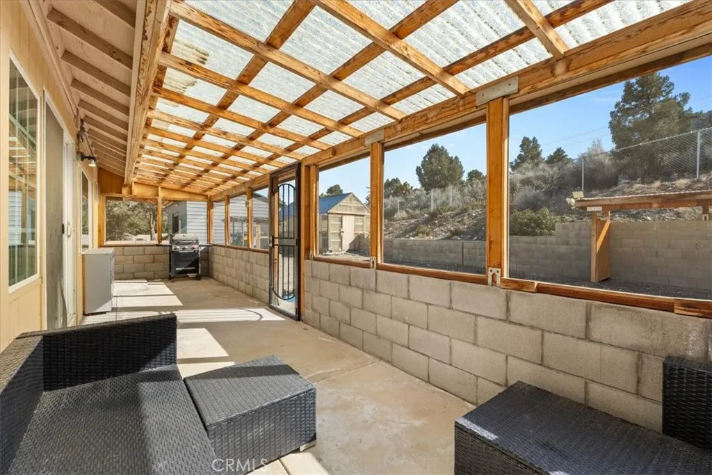 1679 Desert Front, Wrightwood, California 92397 home-pic-39