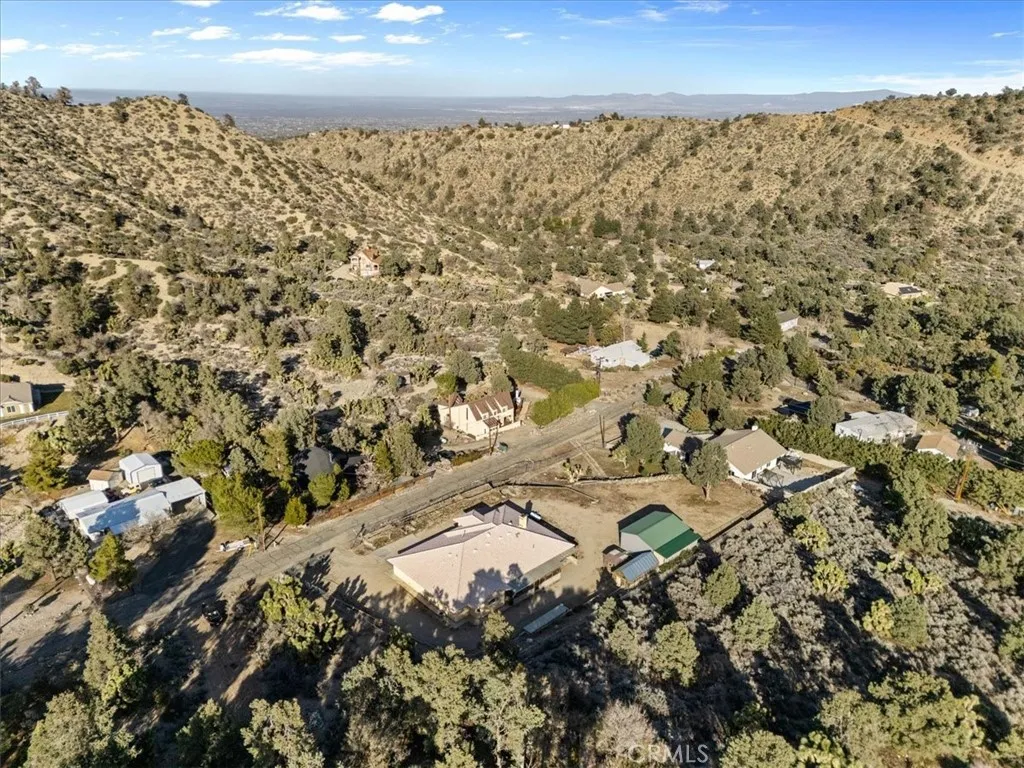 1679 Desert Front, Wrightwood, California 92397 home-pic-47