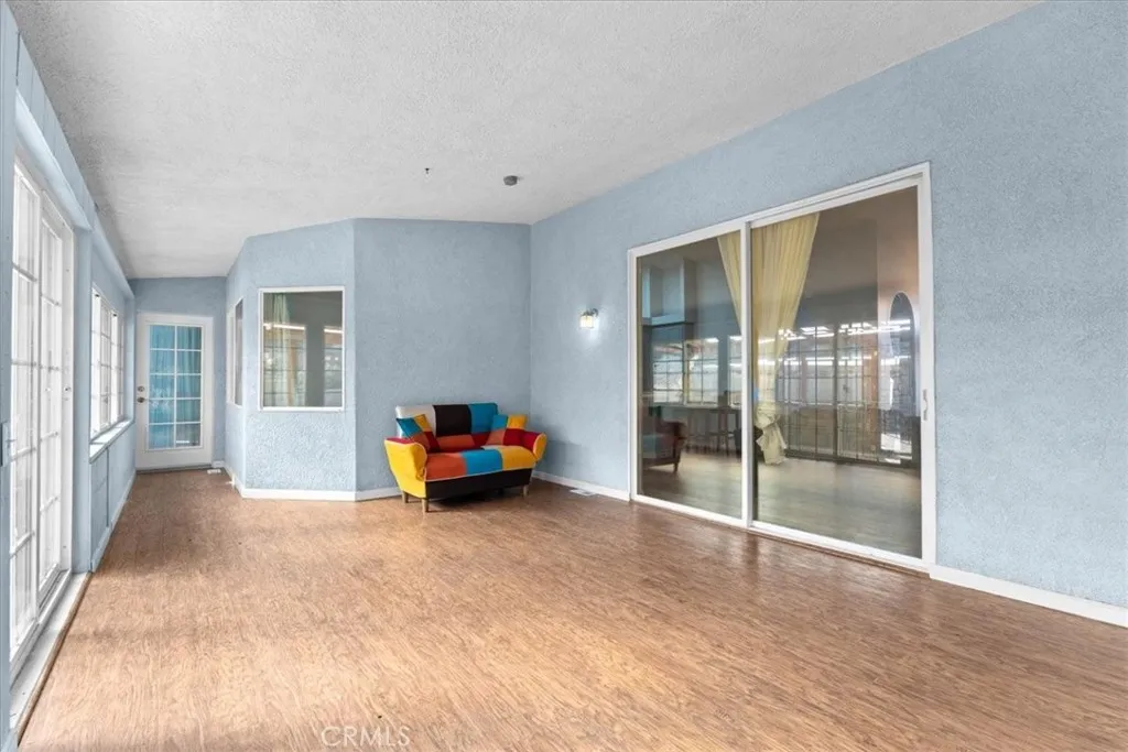 1679 Desert Front, Wrightwood, California 92397 home-pic-34