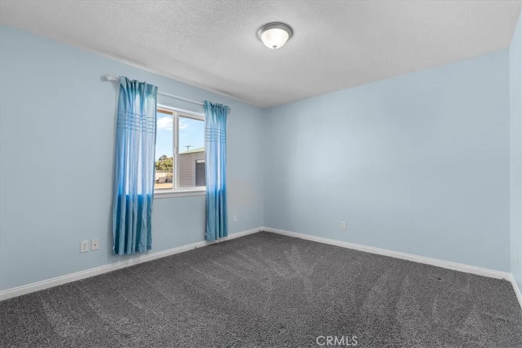 1679 Desert Front, Wrightwood, California 92397 home-pic-36