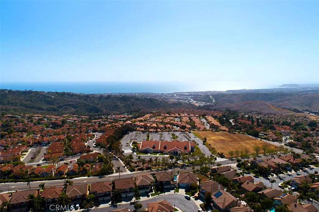 515 Avenida Ossa, San Clemente, California 92672 home-pic-5