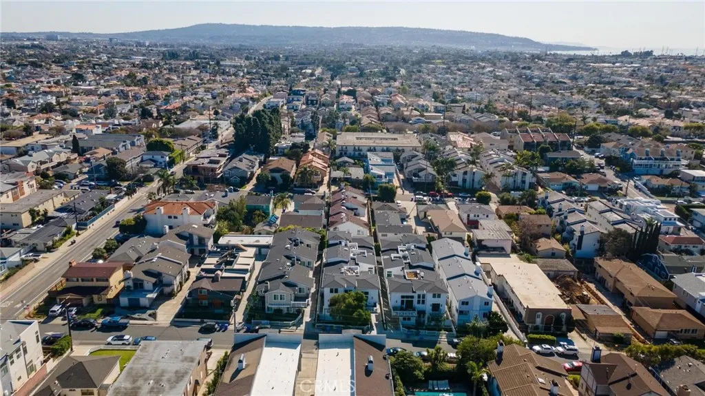 2114 Carnegie Lane C, Redondo Beach, California 90278 home-pic-69