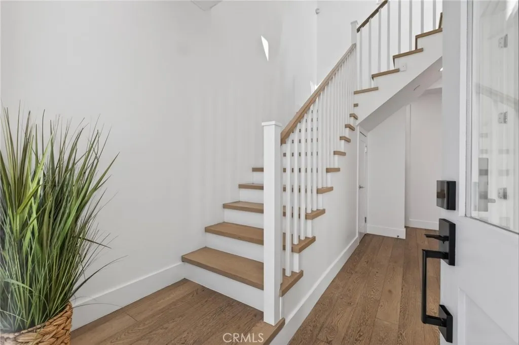 2114 Carnegie Lane C, Redondo Beach, California 90278 home-pic-5