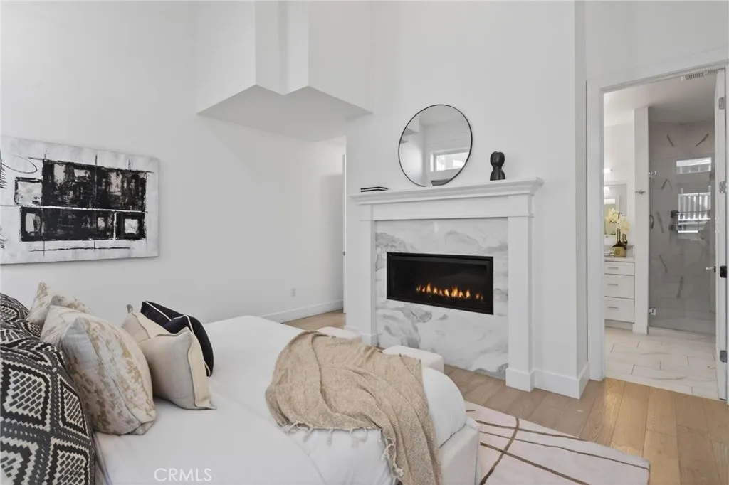 2114 Carnegie Lane C, Redondo Beach, California 90278 home-pic-28