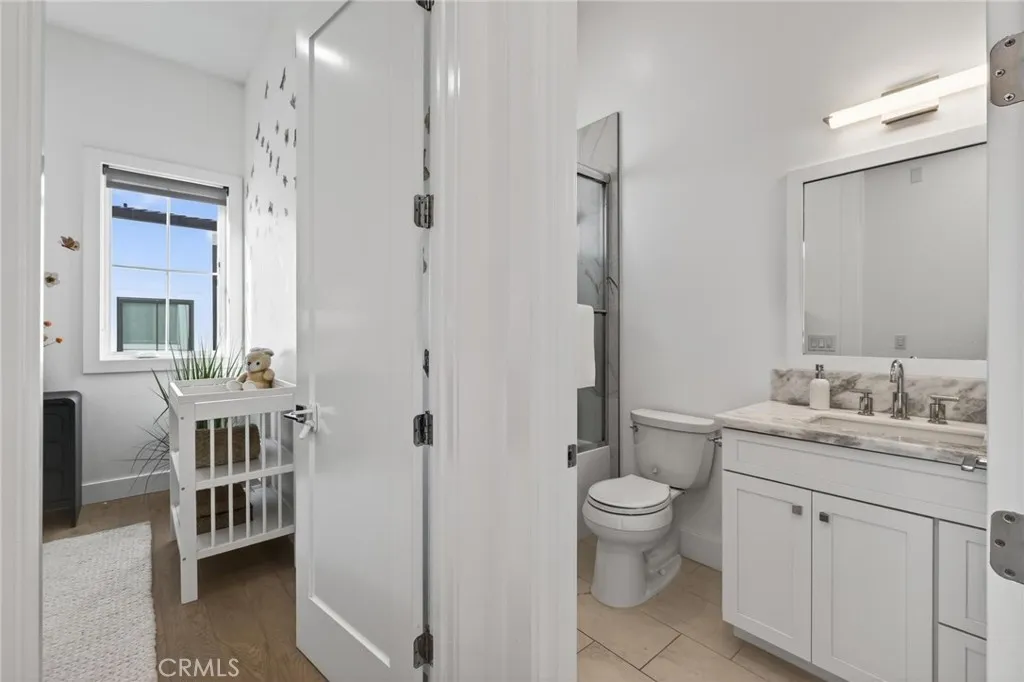 2114 Carnegie Lane C, Redondo Beach, California 90278 home-pic-35