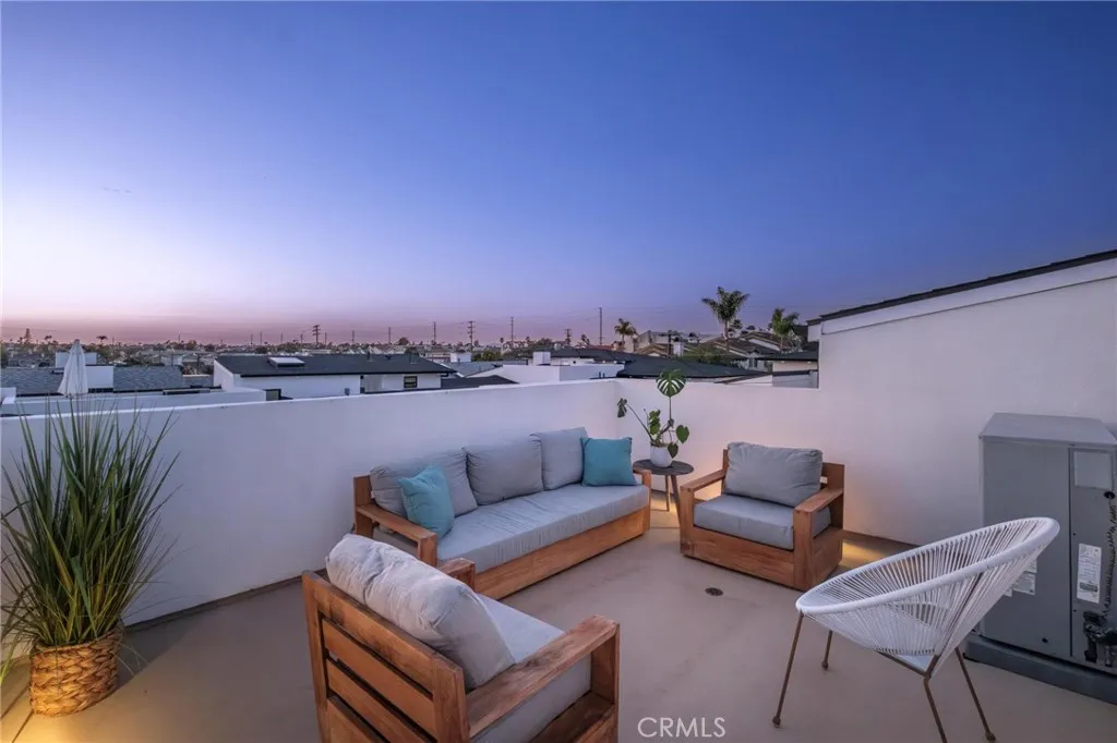 2114 Carnegie Lane C, Redondo Beach, California 90278 home-pic-51