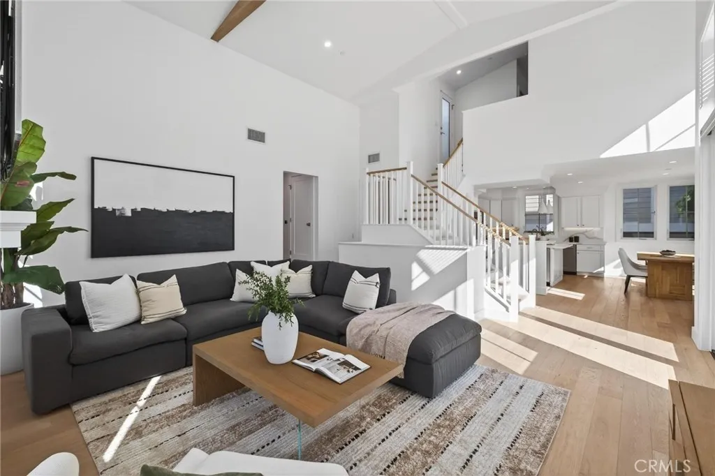 2114 Carnegie Lane C, Redondo Beach, California 90278 home-pic-7