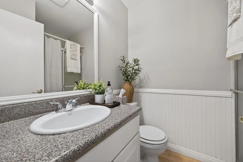 25702 Vista Fairways Drive, Valencia, California 91355 home-pic-29