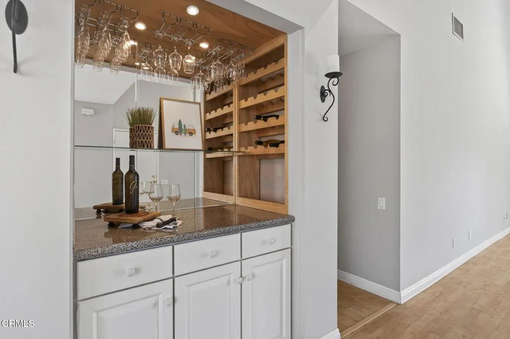 25702 Vista Fairways Drive, Valencia, California 91355 home-pic-21