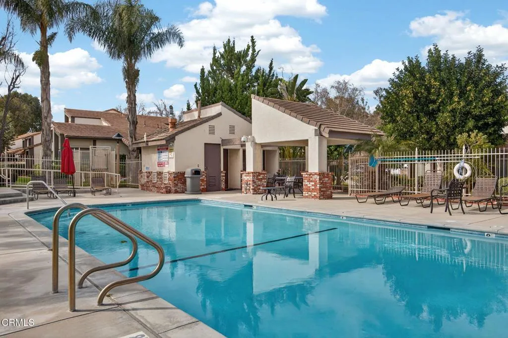 25702 Vista Fairways Drive, Valencia, California 91355 home-pic-44