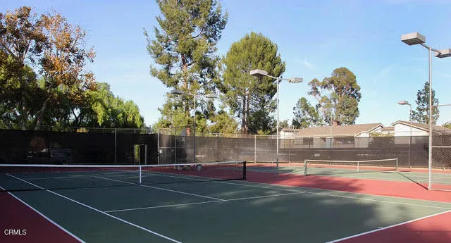 25702 Vista Fairways Drive, Valencia, California 91355 home-pic-33