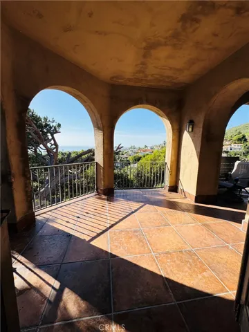 573 Temple Hills Drive, Laguna Beach, California 92651