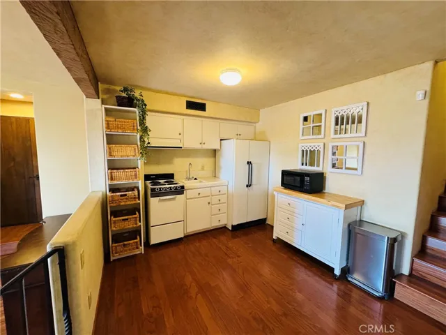 573 Temple Hills Drive, Laguna Beach, California 92651